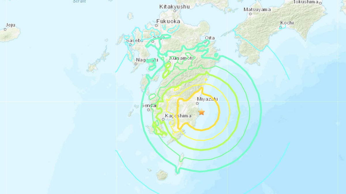 7.1 Magnitude Earthquake Strikes Japan, Tsunami Warning Issued